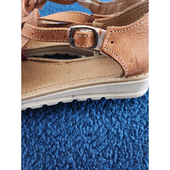 Girl's Leather Butterfly Heeled Sandals 2 - Picture 4 of 7